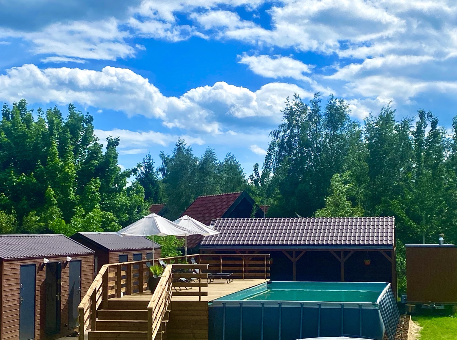 Podgrzewany basen w Holiday Resort Zakątek Łeba - zdjęcie 2